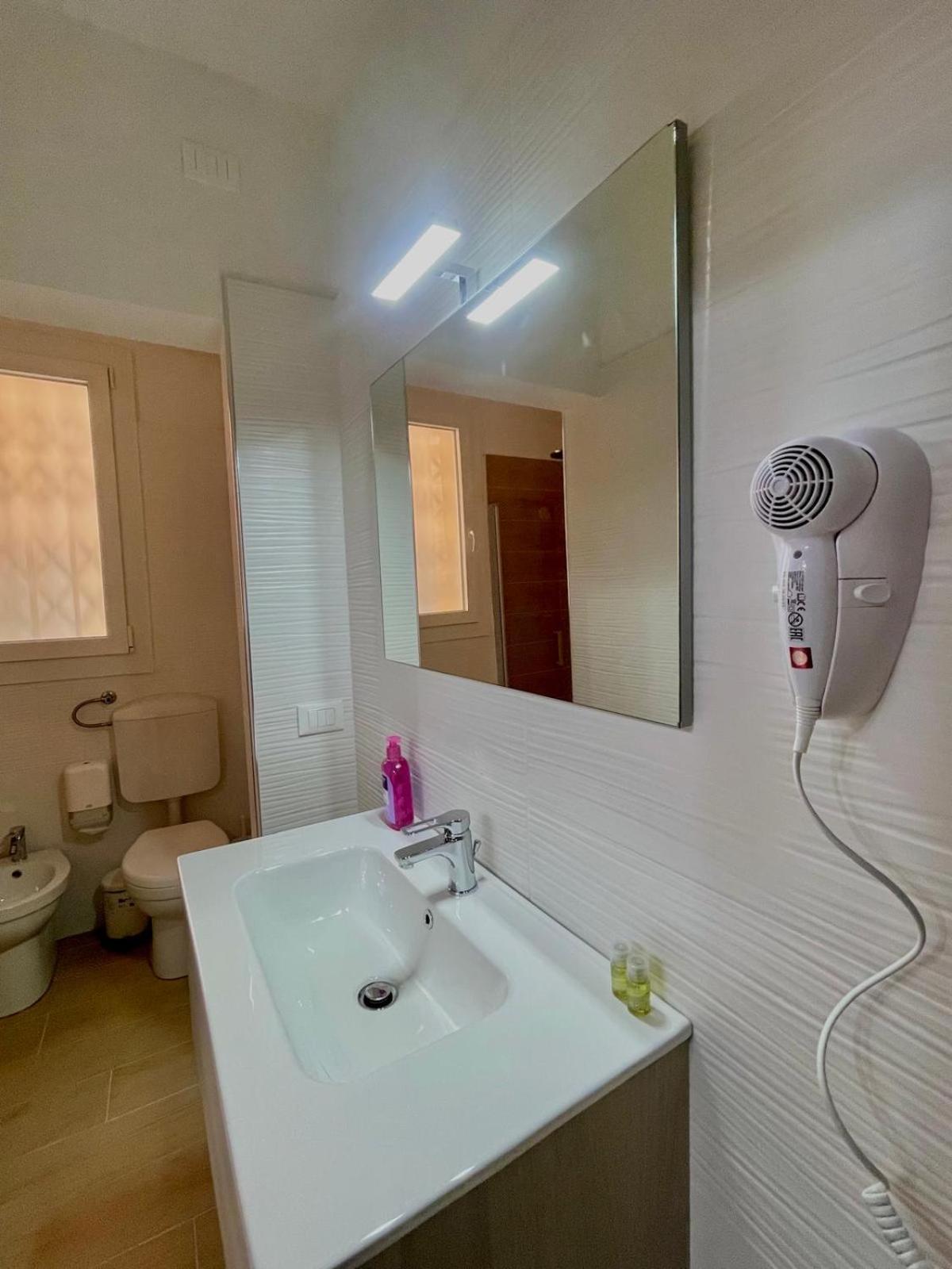 50 Tourist House Bologna - Pratello - Self Check-In Apartment Екстериор снимка