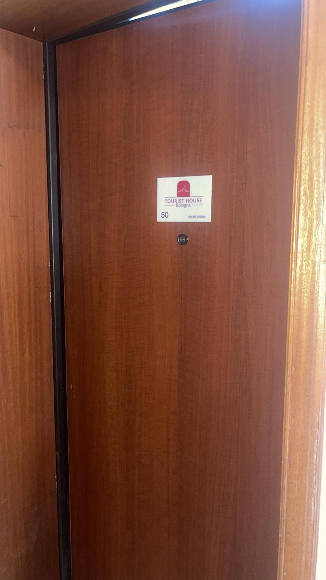 50 Tourist House Bologna - Pratello - Self Check-In Apartment Екстериор снимка