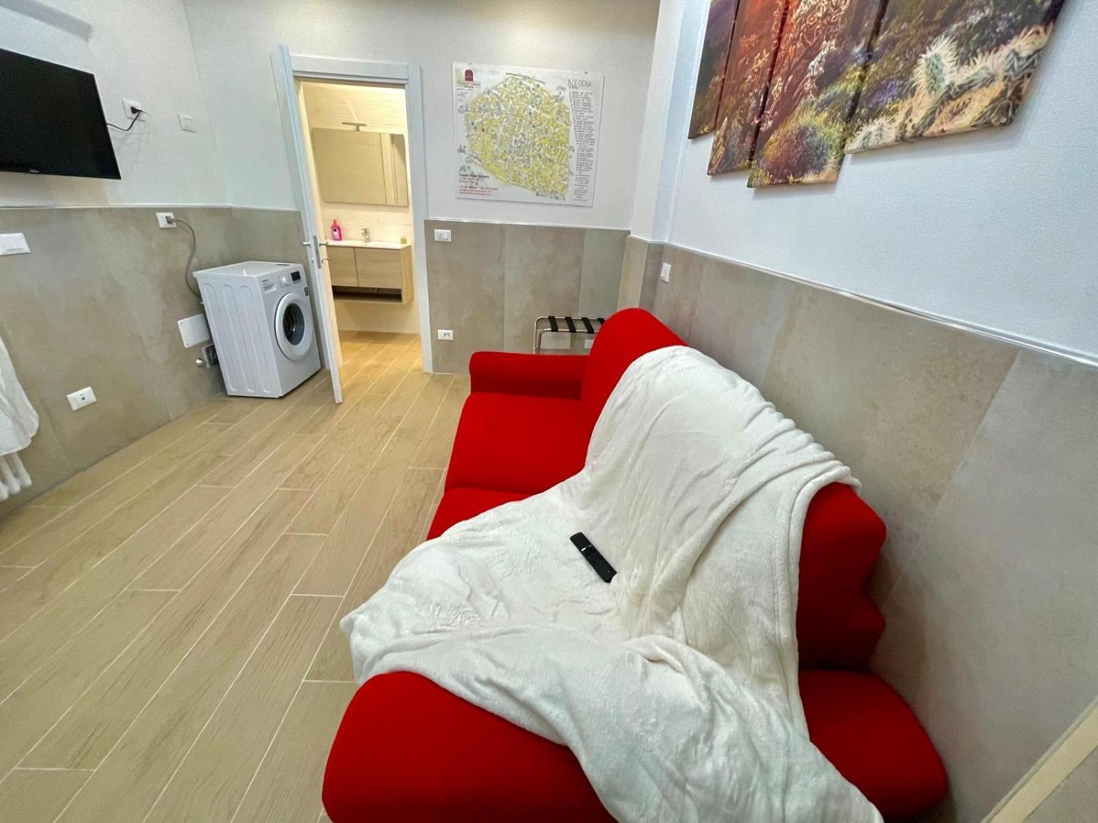 50 Tourist House Bologna - Pratello - Self Check-In Apartment Екстериор снимка