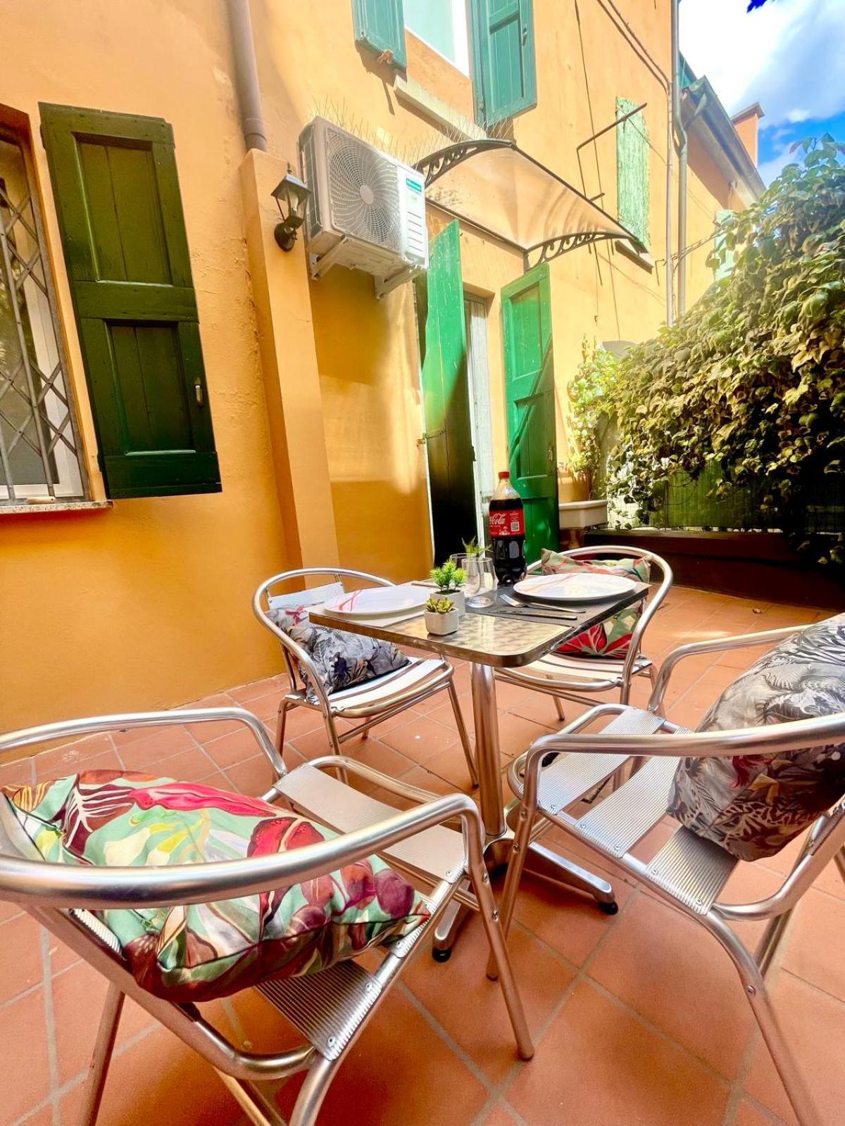 50 Tourist House Bologna - Pratello - Self Check-In Apartment Екстериор снимка