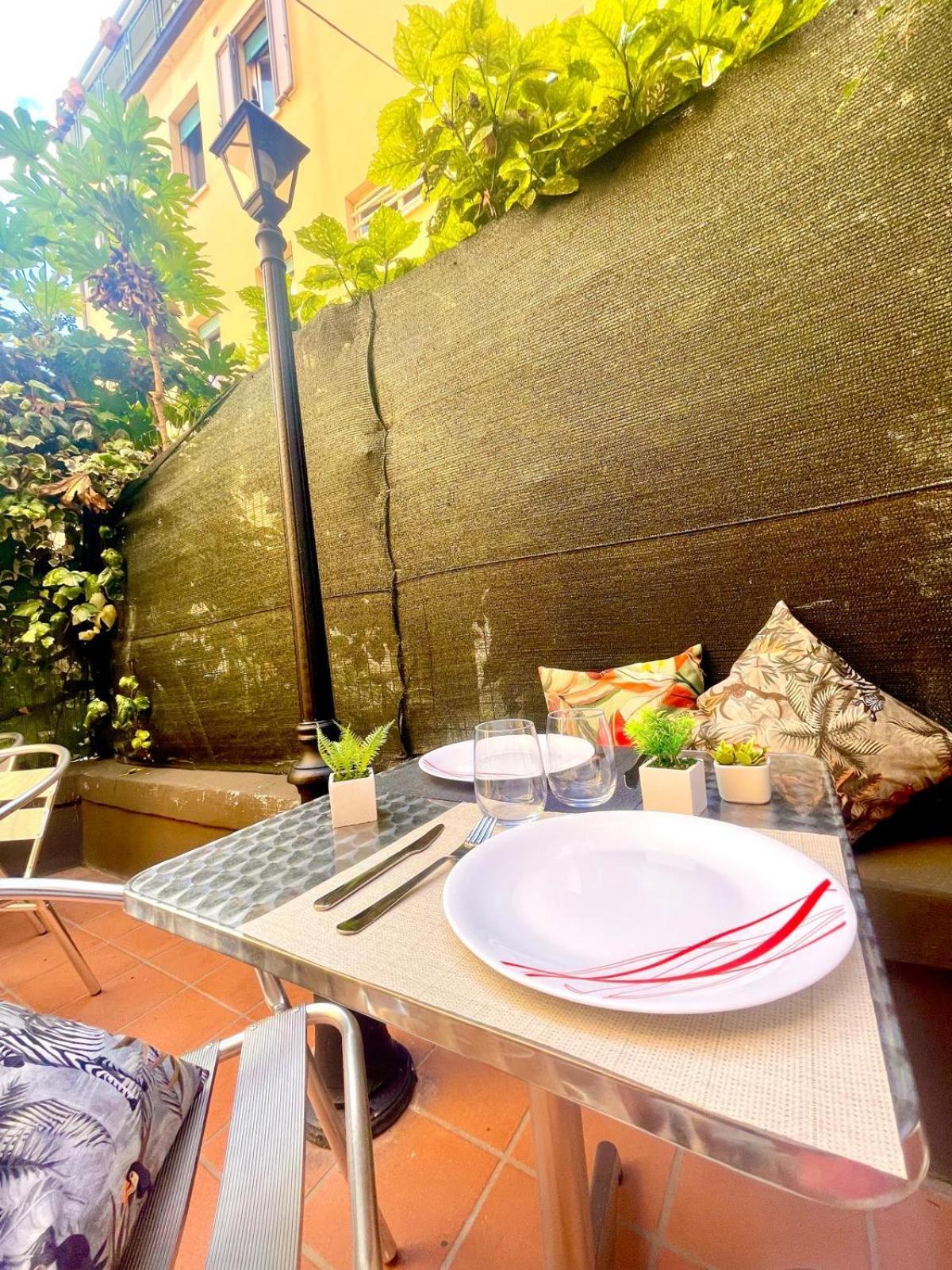 50 Tourist House Bologna - Pratello - Self Check-In Apartment Екстериор снимка